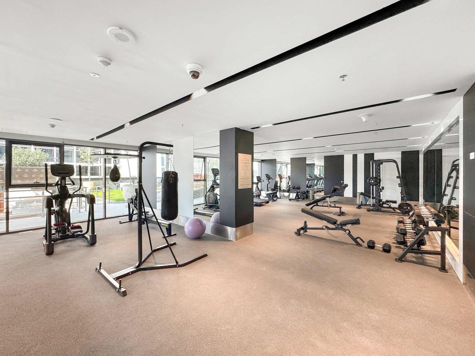 Apartment Elegant 1br With Panoramic Views On Burj Khalifa *